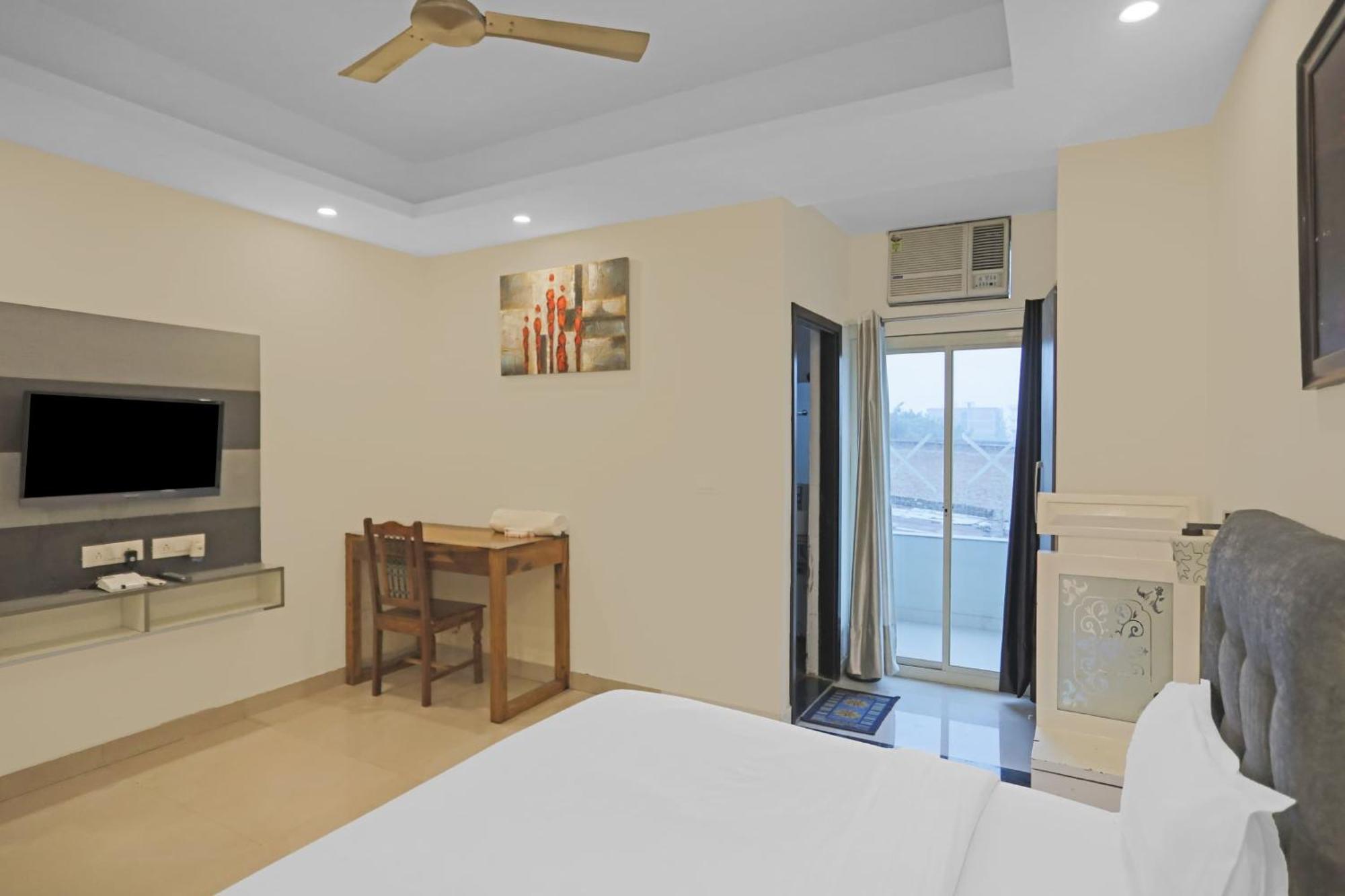 Hotel O Heart Beat Hotel Greater Noida Exterior photo