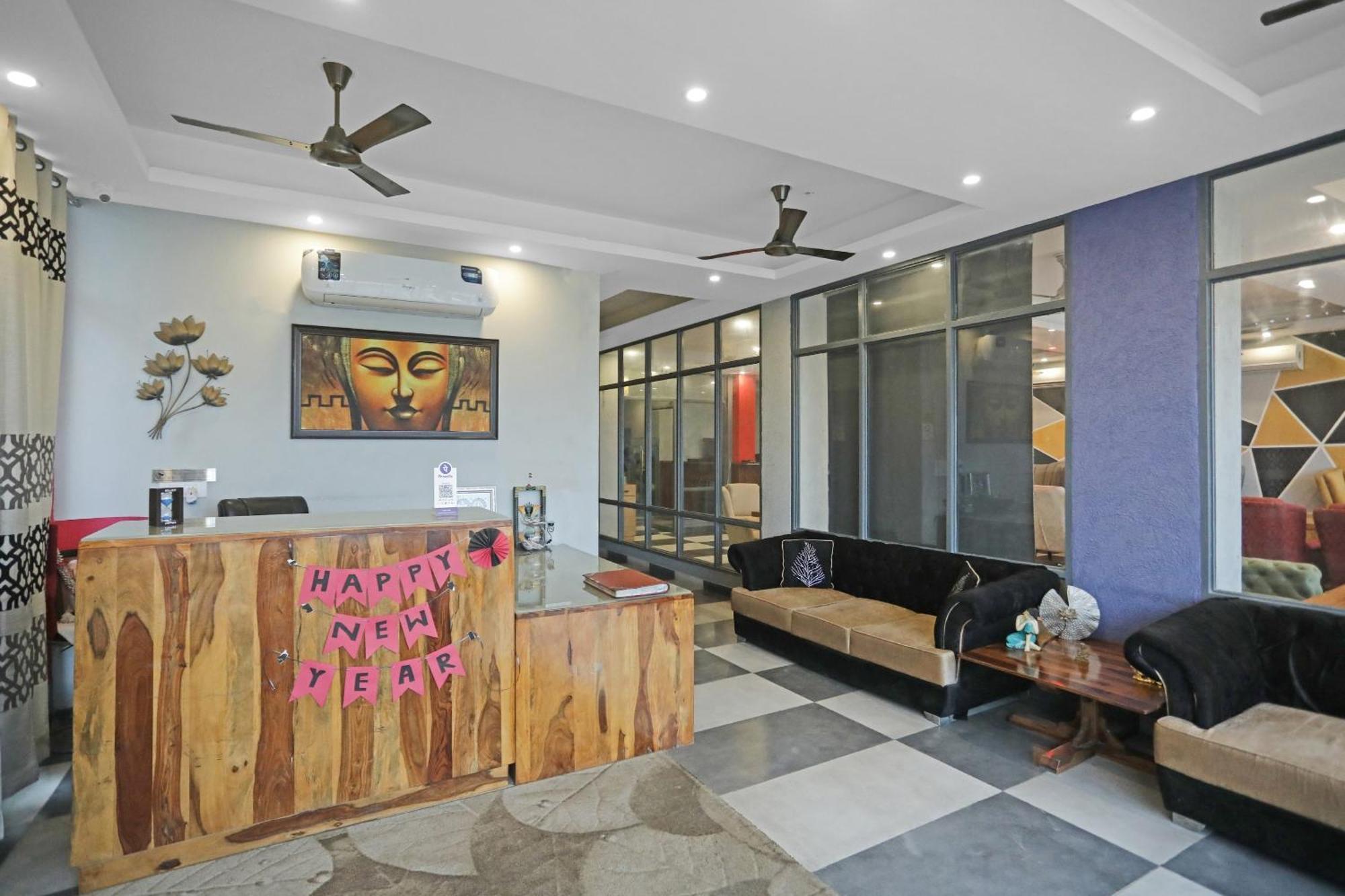Hotel O Heart Beat Hotel Greater Noida Exterior photo